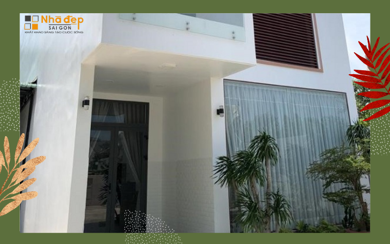 Mẫu biệt thự lấy cảm hứng từ các khối lục giác mới lạ, đây cũng là mẫu biệt thự phố phổ biến được xây dựng trên diện tích nhỏ của các khu đô thị đông đúc. Nó tận dụng tối đa diện tích căn nhà để tạo nên không gian sống thoải mái nhất.