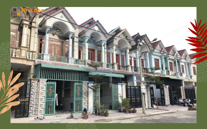 Đây là một mẫu nhà phố liền kề được lựa chọn khác nhiều bởi những khách hàng có thu nhập tầm trung. Tuy rằng thiết kế không quá hiện đại, tuy nhiên vẫn đảm bảo đầy đủ tiện ích cho người dân trong khu nhà .