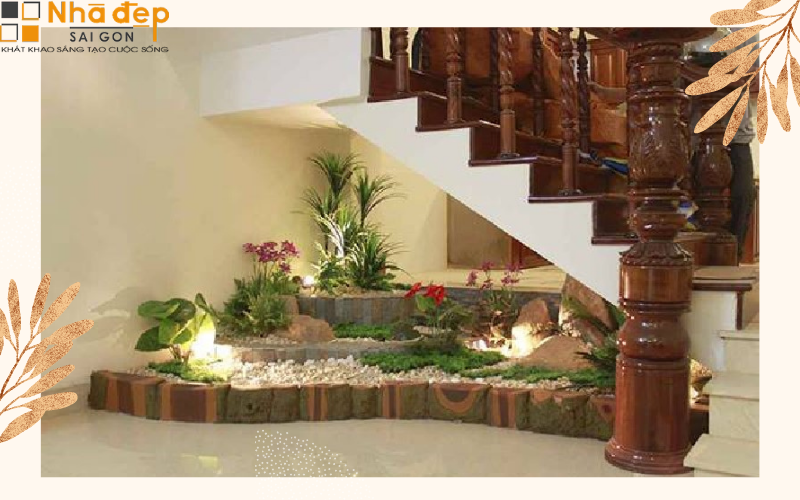 Lựa chọn trang trí tiểu cảnh giúp phong thủy gầm cầu thang thông khí tốt cho gian nhà