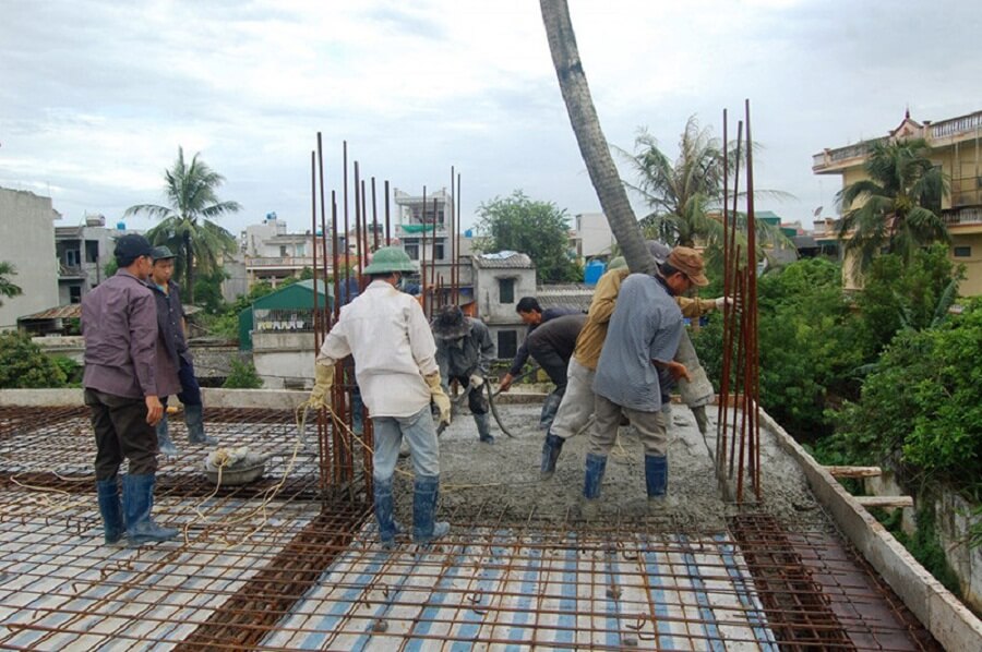 Đổ bê tông cần thực hiện đúng nguyên tắc Đổ bê tông cần thực hiện đúng nguyên tắc